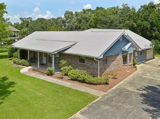 210 Courtenay Ave, Pass Christian, MS 39571