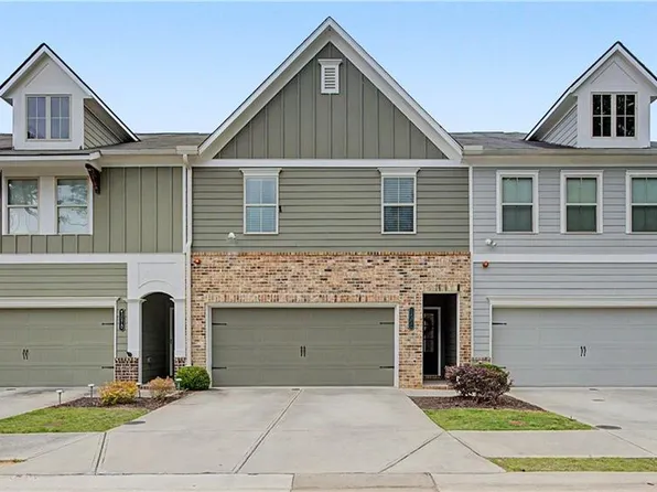 1066 Lawanna Dr, Marietta, GA 30062