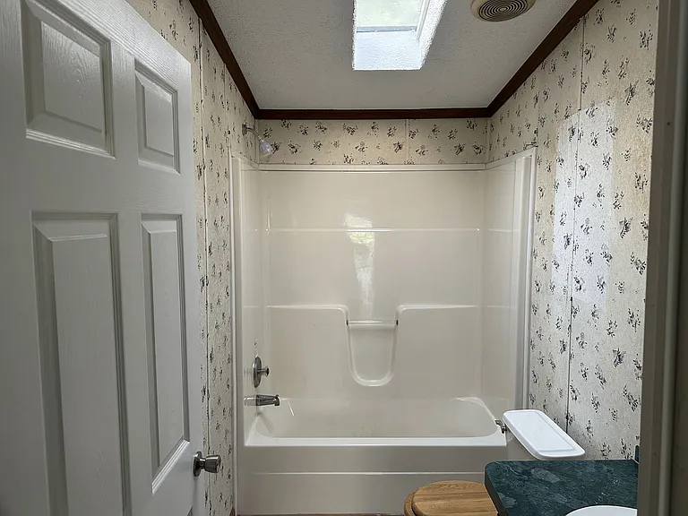 1725 Tech Rd — Photo 19