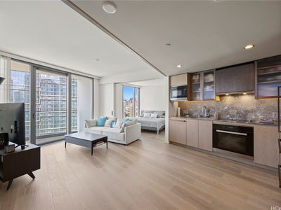 1000 Auahi St #2803, Honolulu, HI, 96814