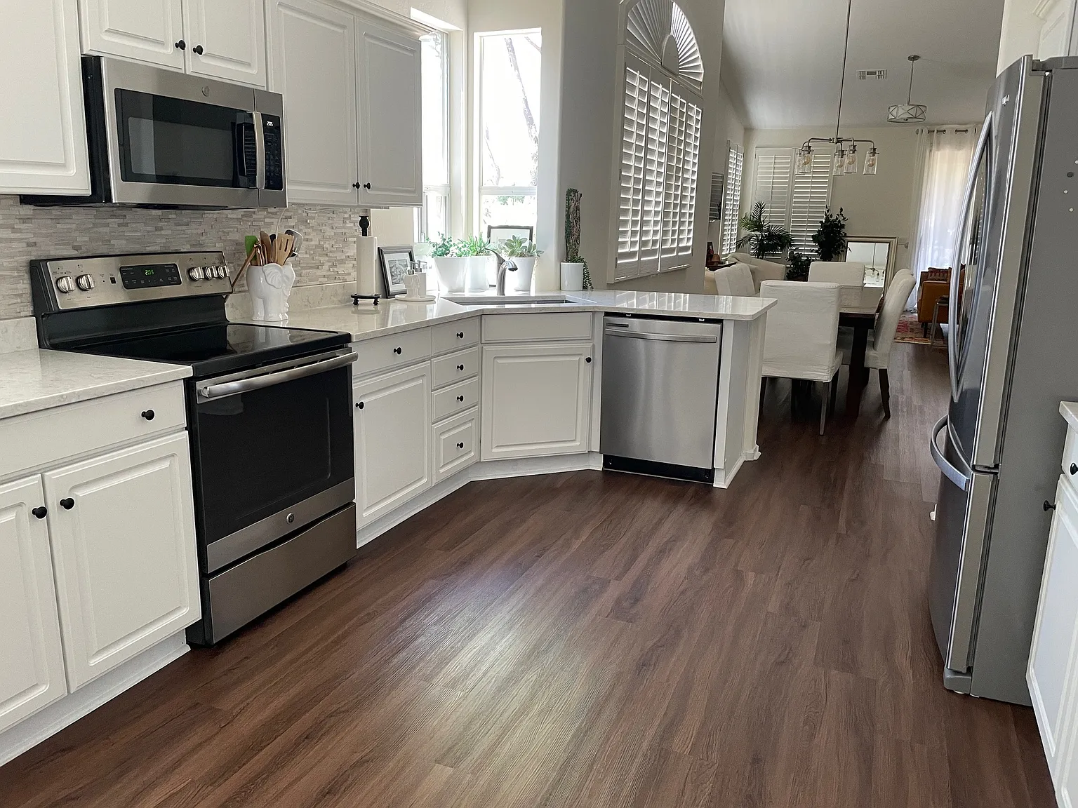 2 bed, 1582 sqft, $3,000 — Photo 3