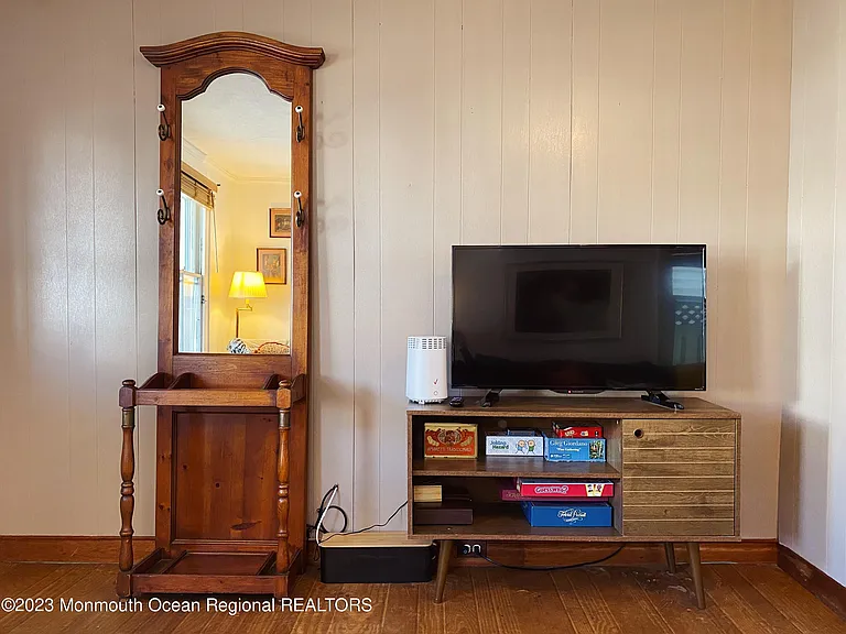50 1/2 Cookman Ave — Photo 11