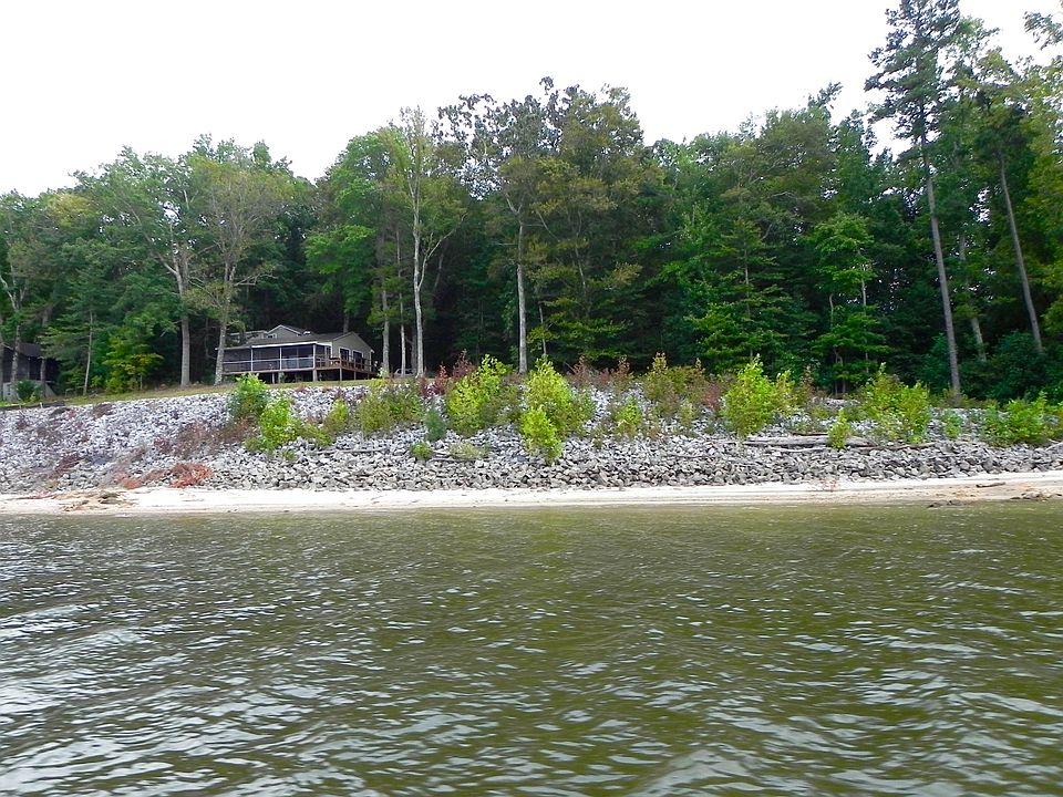 2nd image of 432 Dogwood Rd