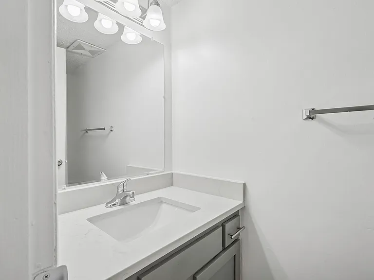 Palmetto Creek Townhomes — Photo 11