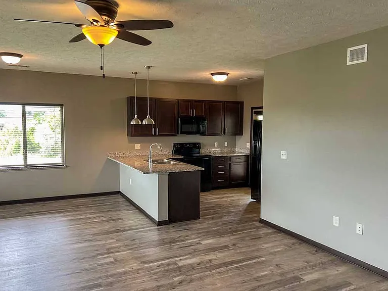 North Pointe Villas — Photo 233