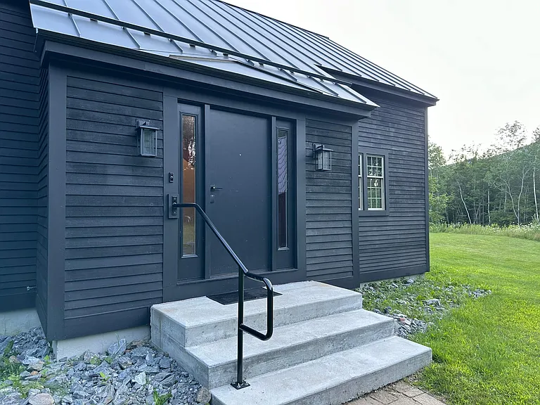 251 Gilson Rd — Photo 4