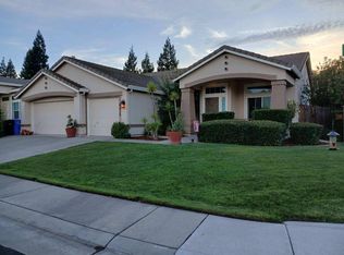 8428 Alameda Park Dr, Elk Grove, CA 95624