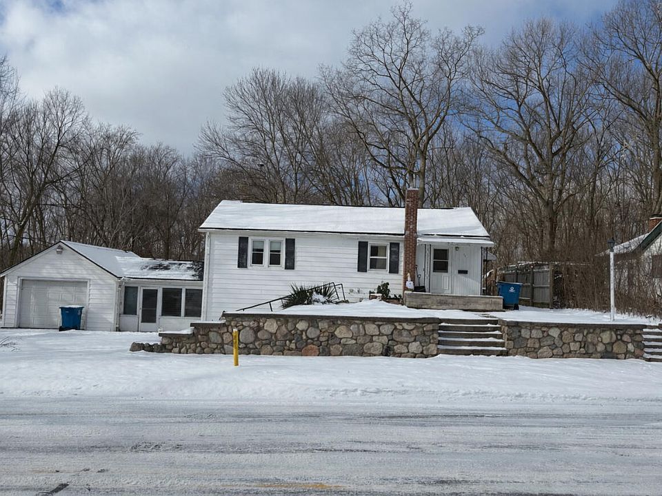 1st image of 98 Allene St