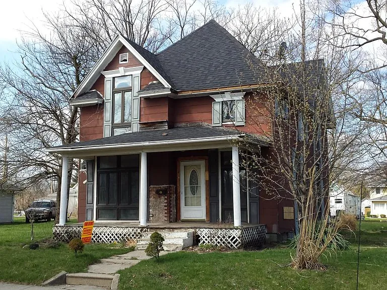 635 N Walnut St — Photo 1
