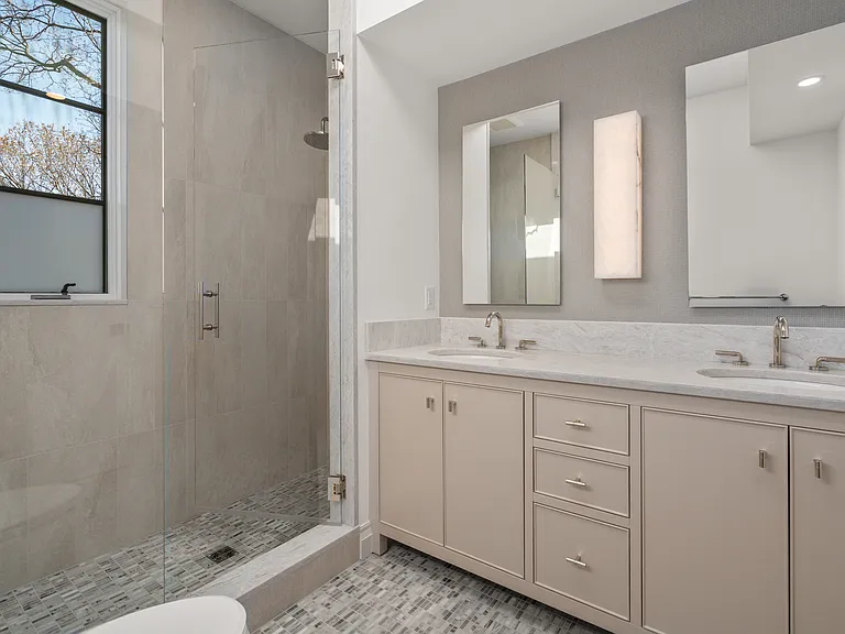 18 Clinton St #18A — Photo 18