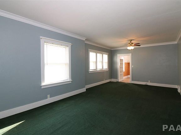 5th image of 1018 W Virginia Ave