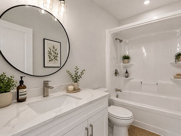 2nd image of 2144 Daytona Ave #2142-1