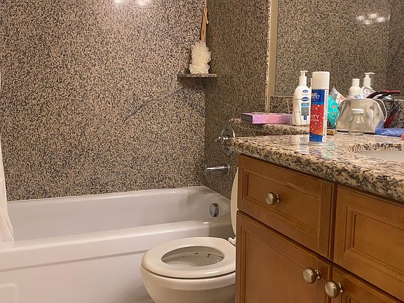 4th image of 4323 Lake Washington Blvd NE APT 5110