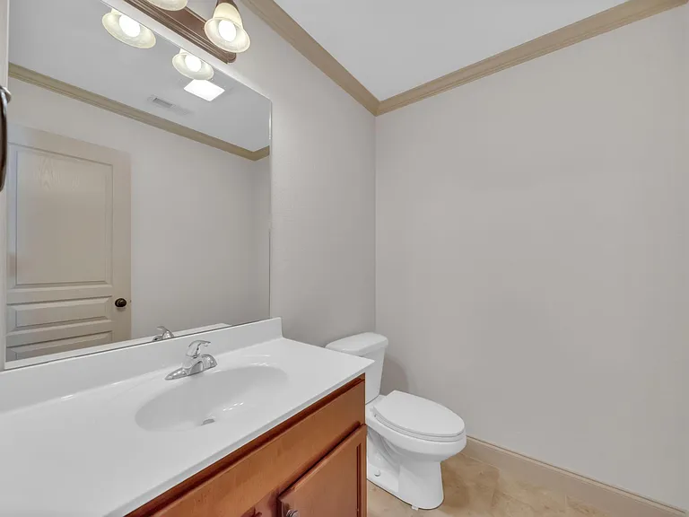 HILLRISE APARTMENTS — Photo 41
