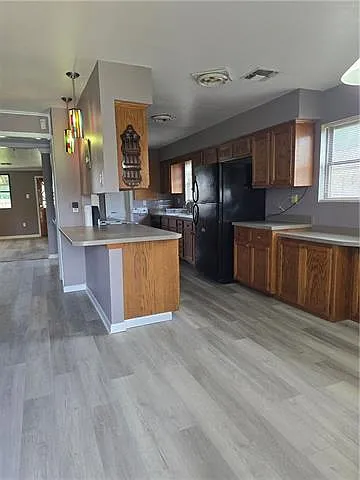 313 Barton Ave — Photo 6