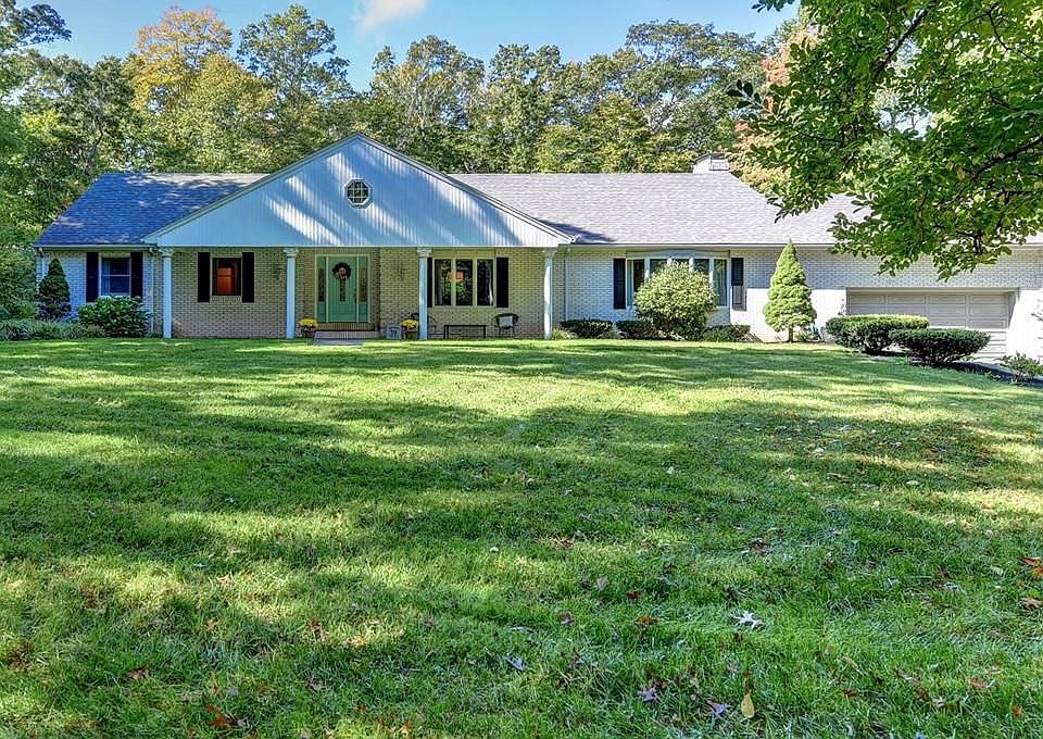 1st image of 226 Rocky Hill Rd