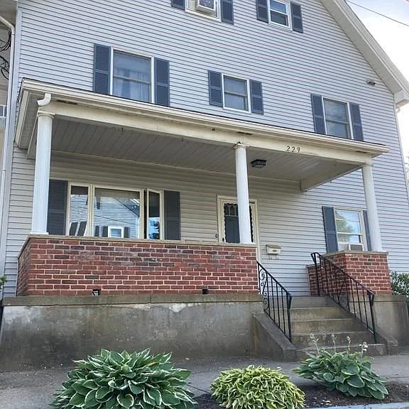 229 Chapel St — Photo 25