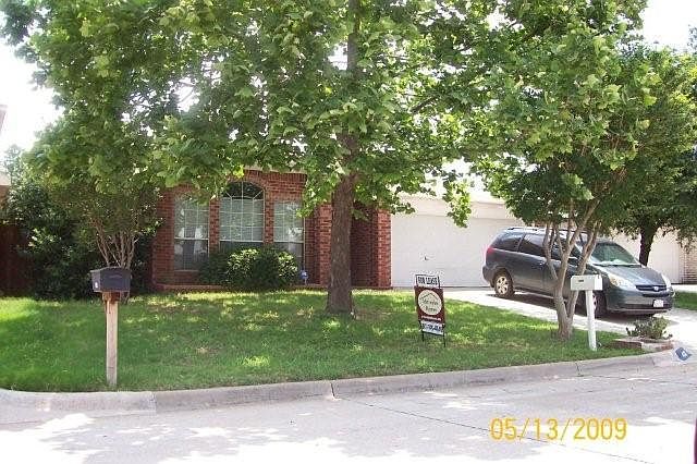 1st image of 4036 Periwinkle Dr