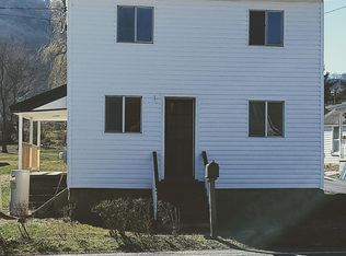 1348 Broad Top Mountain Rd, Saxton, PA 16678