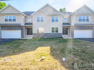10A Delar Pkwy #A, Franklin Park, NJ 08823