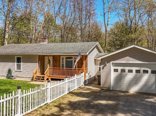 150 Battle Street, Webster, NH 03303