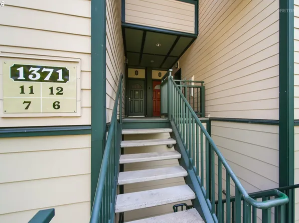1371 NE Orenco Station Pkwy APT 7, Hillsboro, OR 97124
