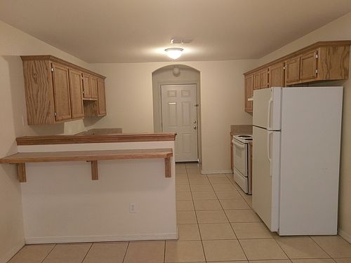 3rd image of 706 Sonesta Ct