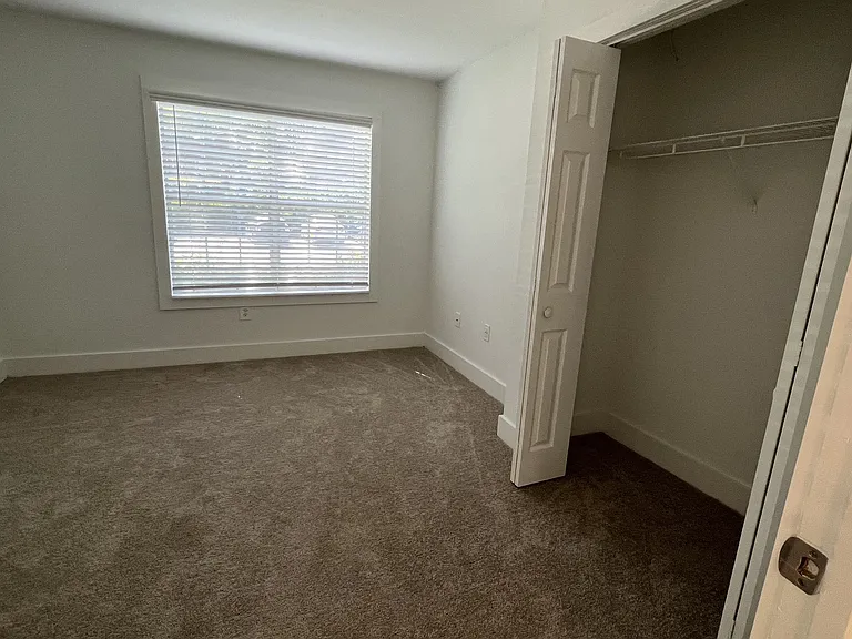 Wesley Place Apartments at Lawrenceville — Photo 182
