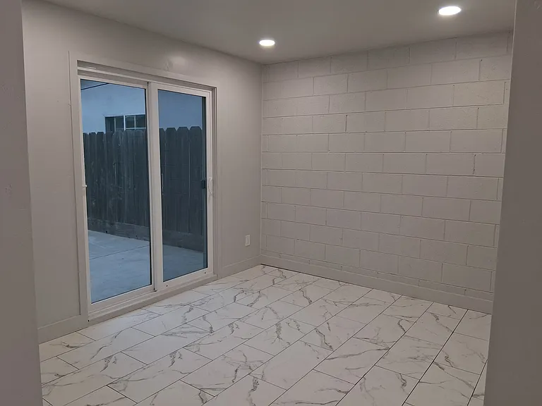 1451 Parsons Ave #A — Photo 5