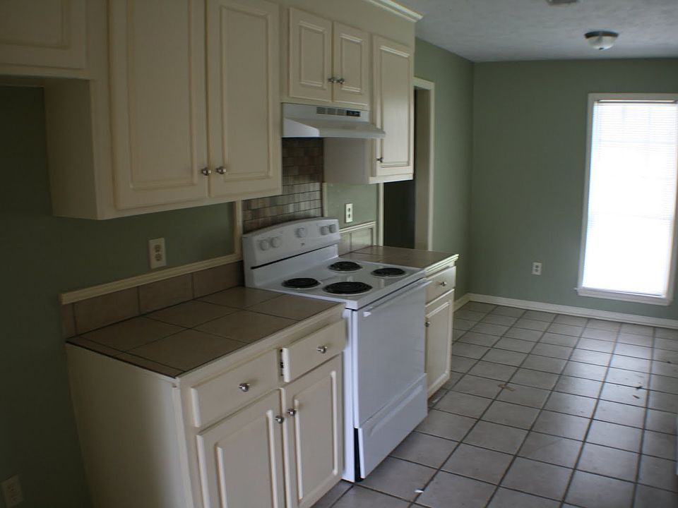 5417 Brookhollow Dr, Jackson, MS 39212 Zillow