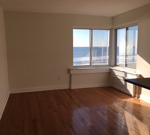 5th image of 12220 Ocean Promenade APT 5C