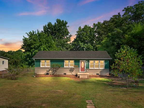 137 Anderson Dr, Spartanburg, SC 29302