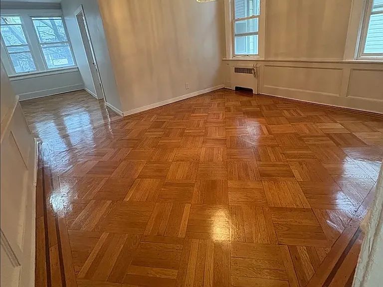 222 Weequahic Ave — Photo 4