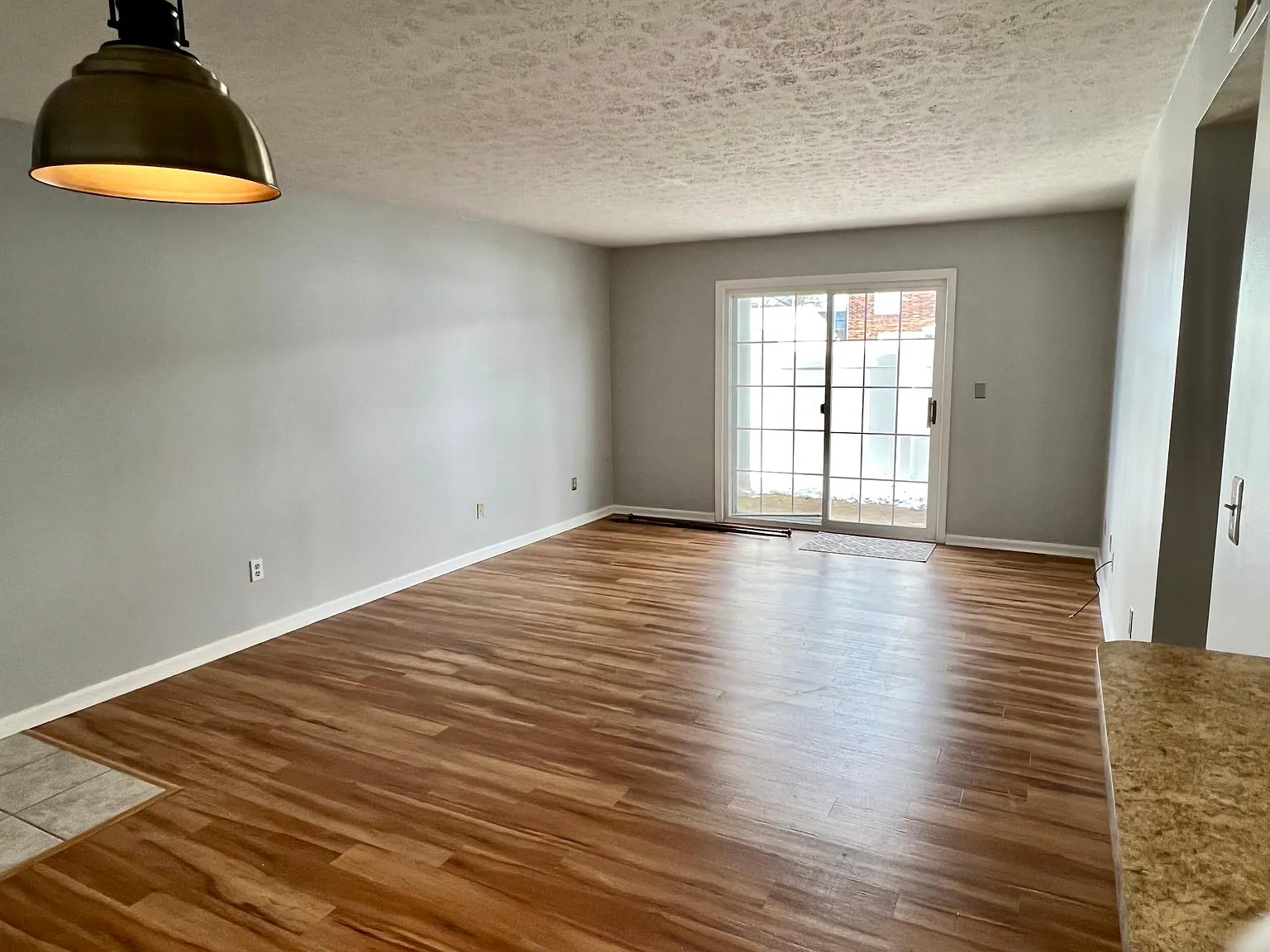 1 bed, 673 sqft, $1,100 — Photo 2