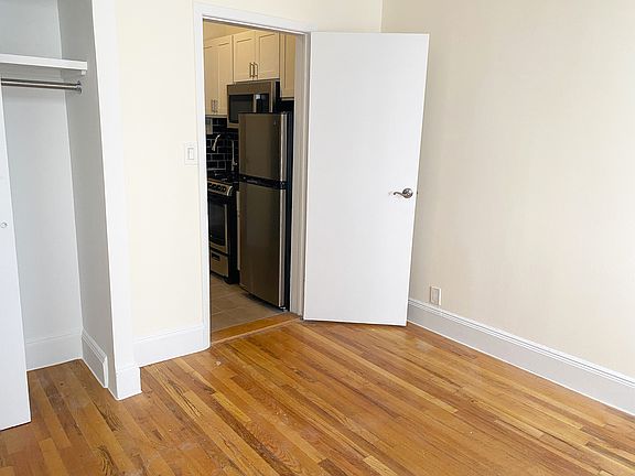 5th image of 21 Leroy St APT 8