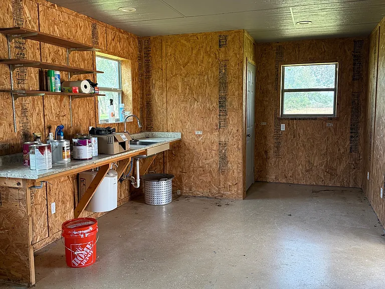 517 FM 473 — Photo 19