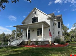 1043 23rd Rd, Oakland, NE 68045