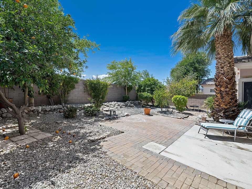 1st image of 78053 Deerbrook Cir