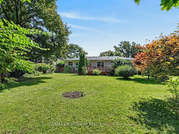 2nd image of 4193 Regent Ct