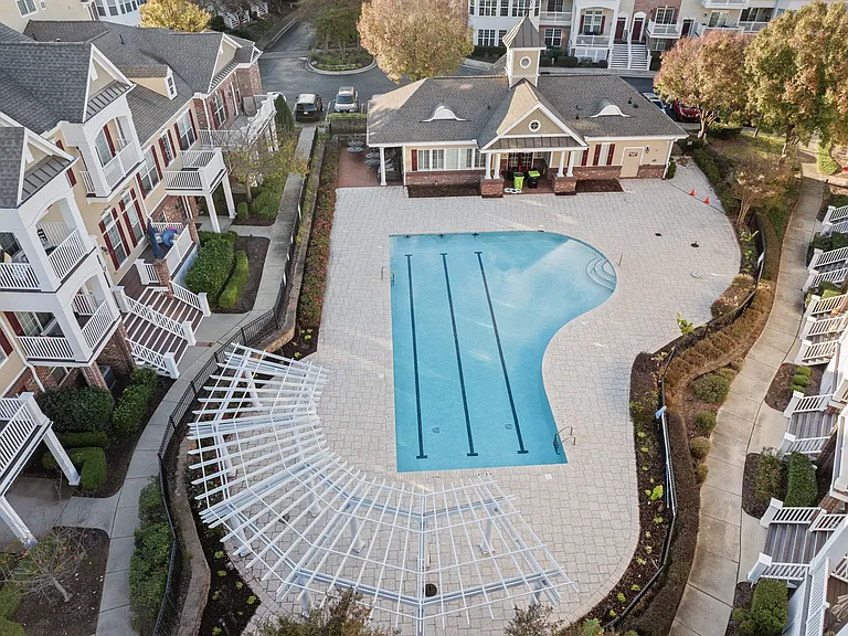 10410 Sablewood Dr #111 — Photo 42