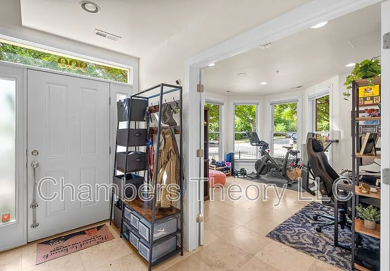 900 3rd St SE — Photo 29