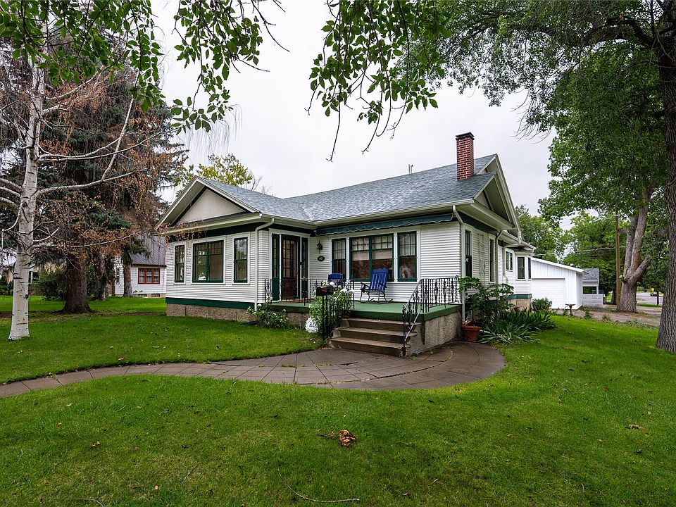 1st image of 3027 3rd Ave N
