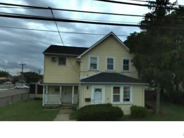 36 Baldwin Place, Bethpage, NY 11714