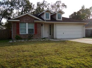 411 N Compass Rose Cir, Crosby, TX 77532