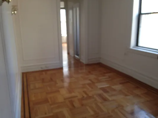 Rented by Golden Tower Realty | media 11