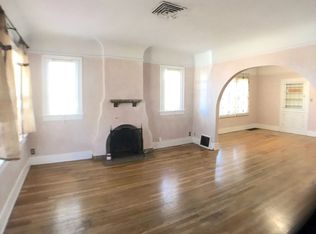 300 Amherst Dr SE, Albuquerque, NM 87106