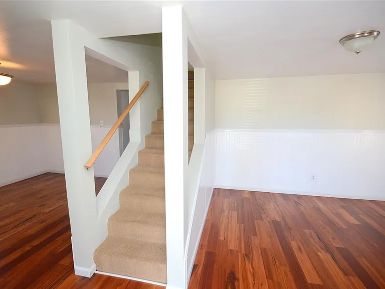 406 High Point Ave — Photo 3