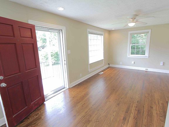 4th image of 206 Joyner Ave