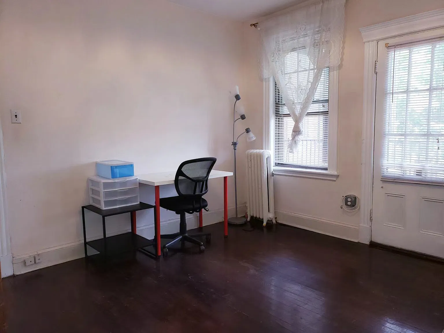 3 bed, 875 sqft, $1,265 — Photo 4