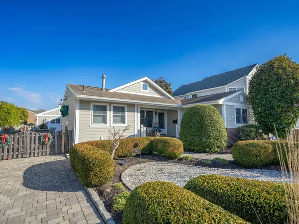 273 60th St, Avalon, NJ 08202